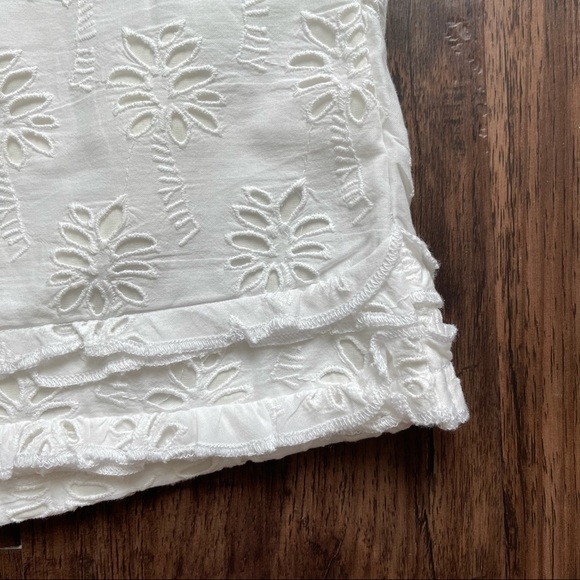 Lilly Pulitzer white skirt - Picture 8 of 9